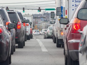 乳山至潍坊汽车，连接两地的交通纽带